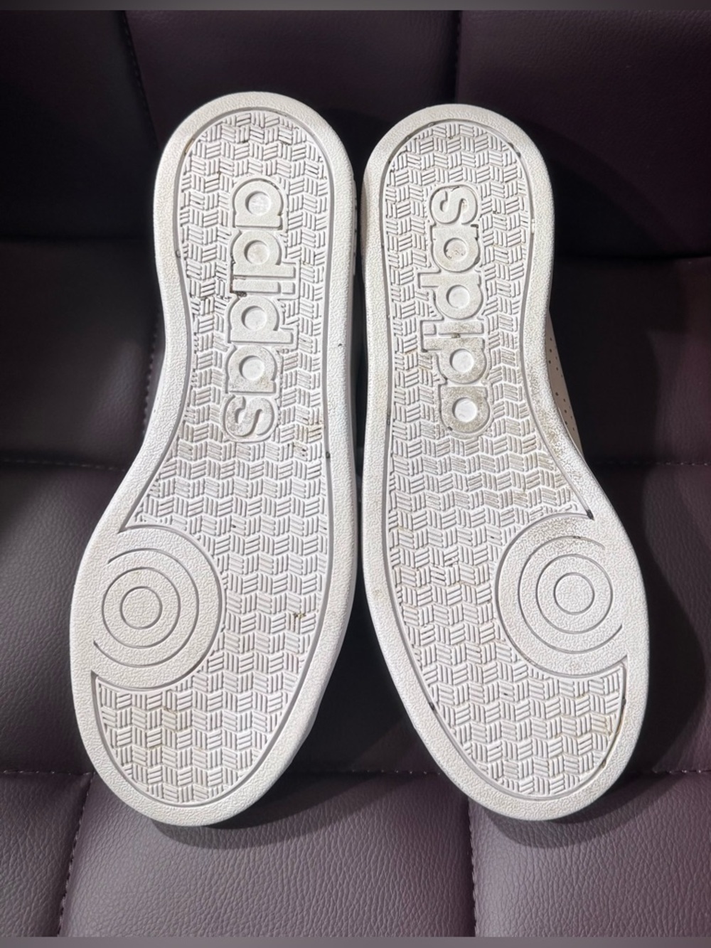Adidas Advantage women's
Sneaker  Size 6.5 - Picture 7 of 8